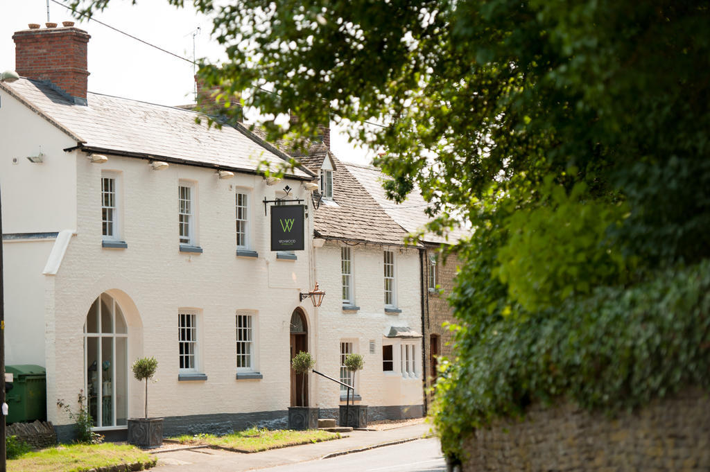 The Wychwood Inn Shipton under Wychwood Exteriör bild