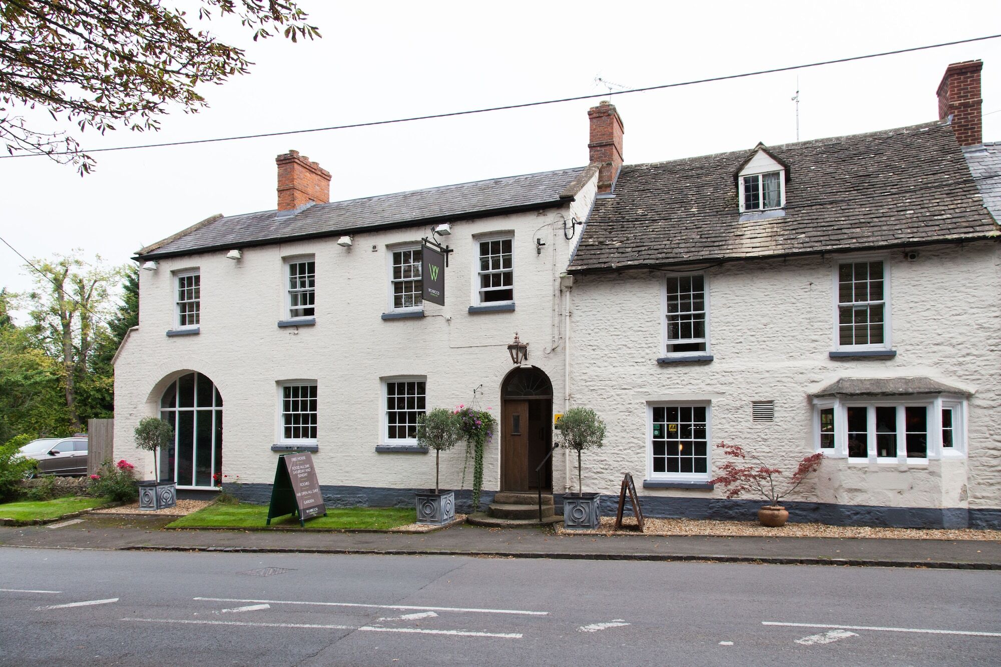 The Wychwood Inn Shipton under Wychwood Exteriör bild